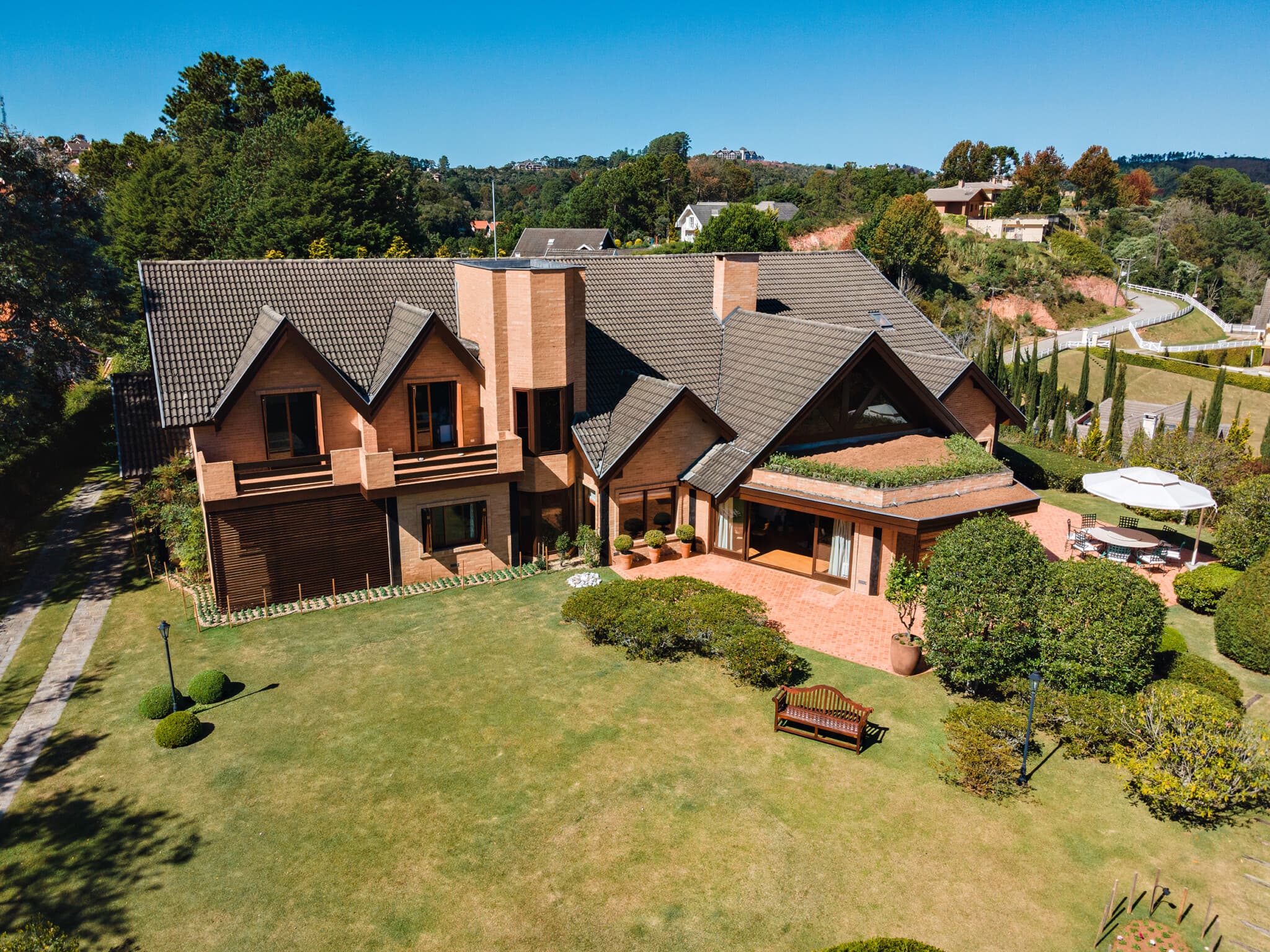 Quanto custa uma casa de luxo em Campos do Jordão?